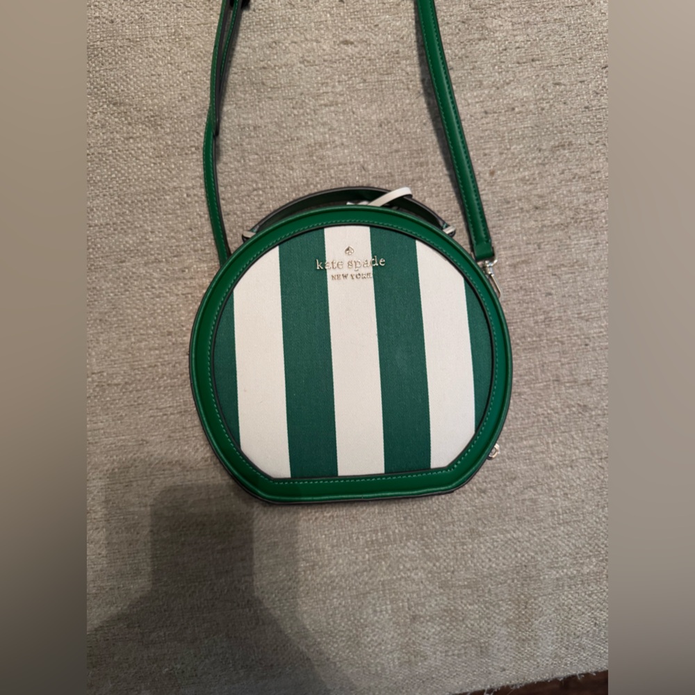 Kate Spade round purse